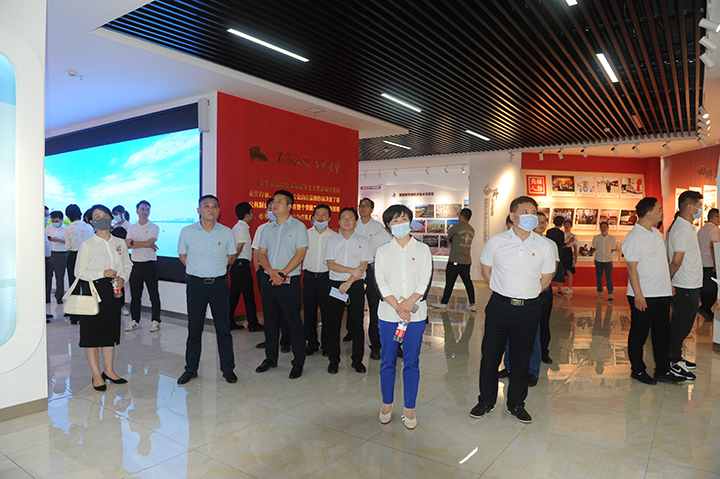 01ec164152014c66a0dc8a395d99d421.jpg