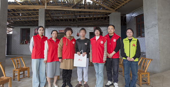 常德市商务局退管中心开展关爱困境儿童学雷锋志愿服务活动